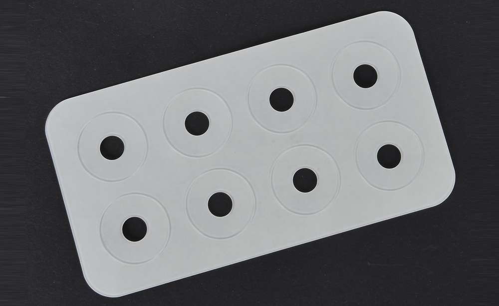 Tamiya 54785 - Body Mount Hole Clear Patches (8pcs)