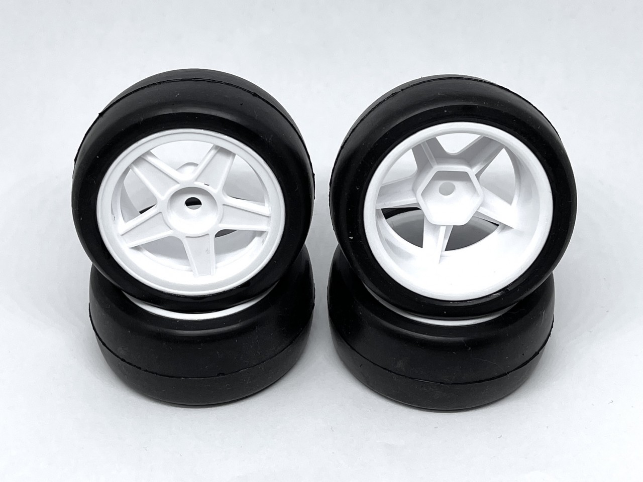 Team Powers MPG3604WH - M-Chassis 36R Komplettrad (4 Stück) Team Powers MPG3604WH - M-Chassis 36R Komplettrad (4 Stück)